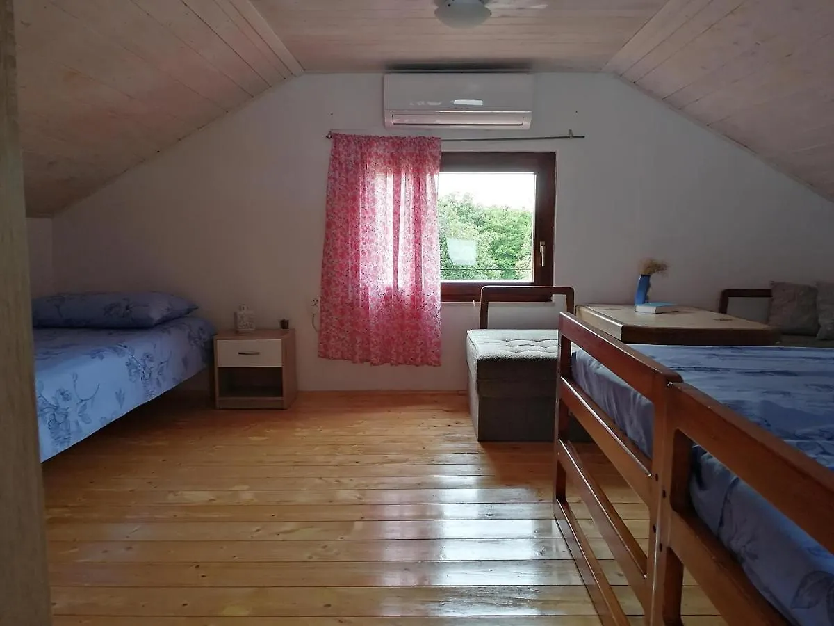 Studio Apartman Lorena Pavicini 아파트