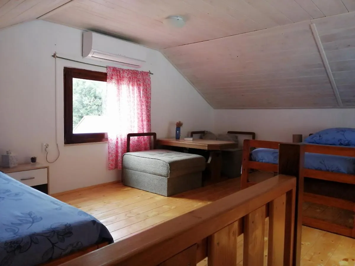 Apartment Studio Apartman Lorena Pavicini Croatia