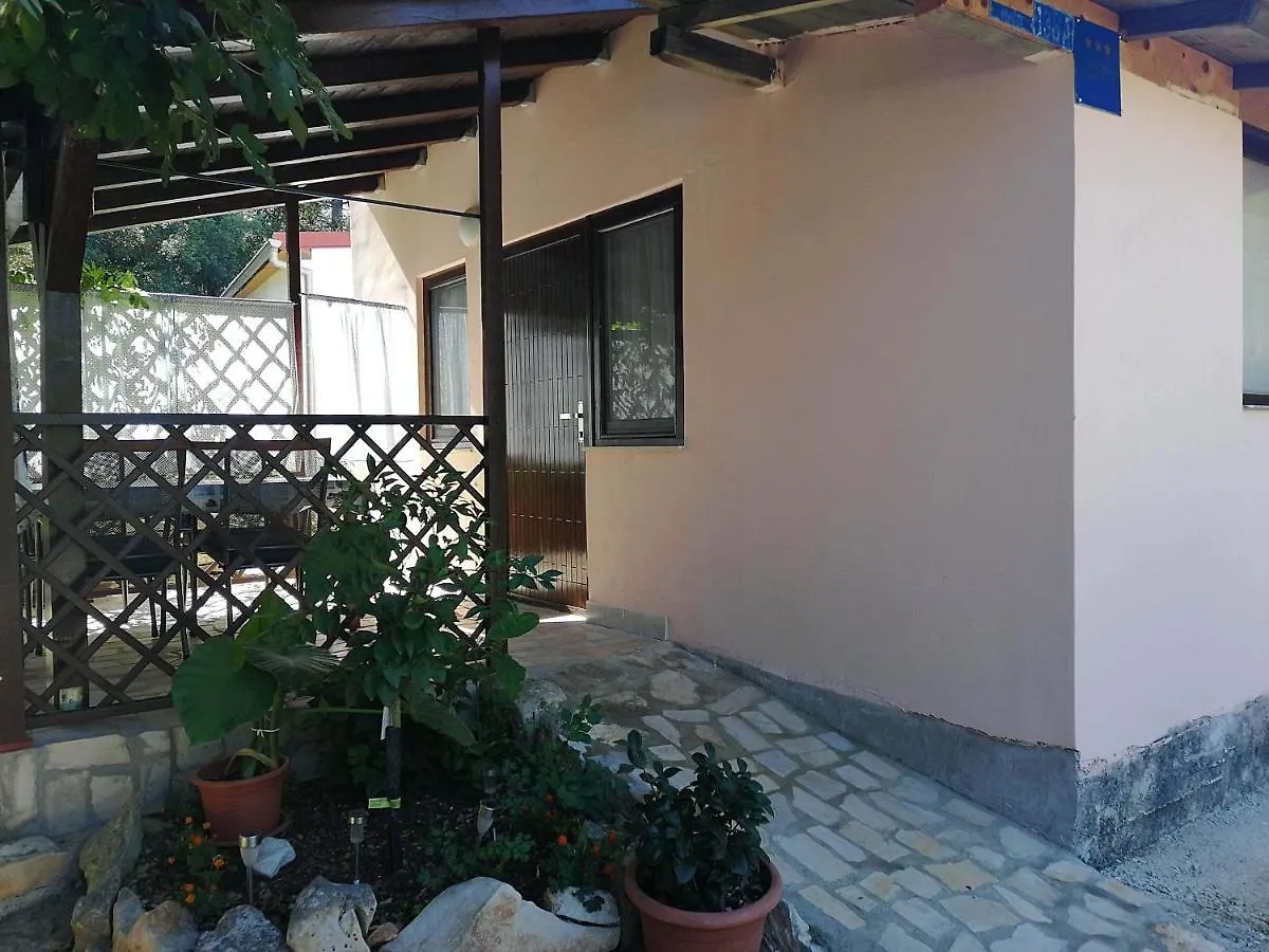 Studio Apartman Lorena Pavicini